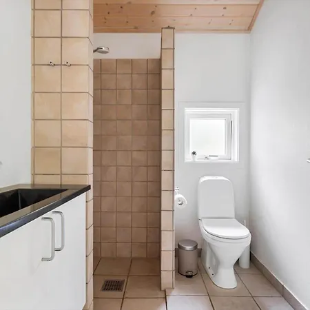 1487-aakirkeby-poseregardsvejen-3 * Vester Somarken