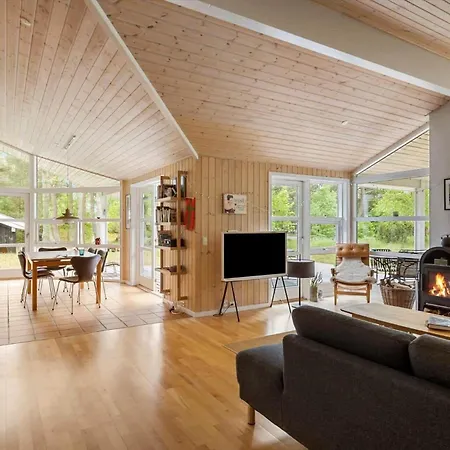 1487-aakirkeby-poseregardsvejen-3 *