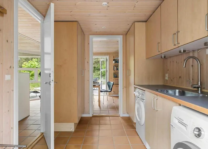 Tatil Evi 1487-aakirkeby-poseregardsvejen-3 *